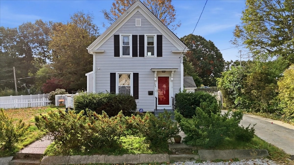140 Lake St in East Weymouth