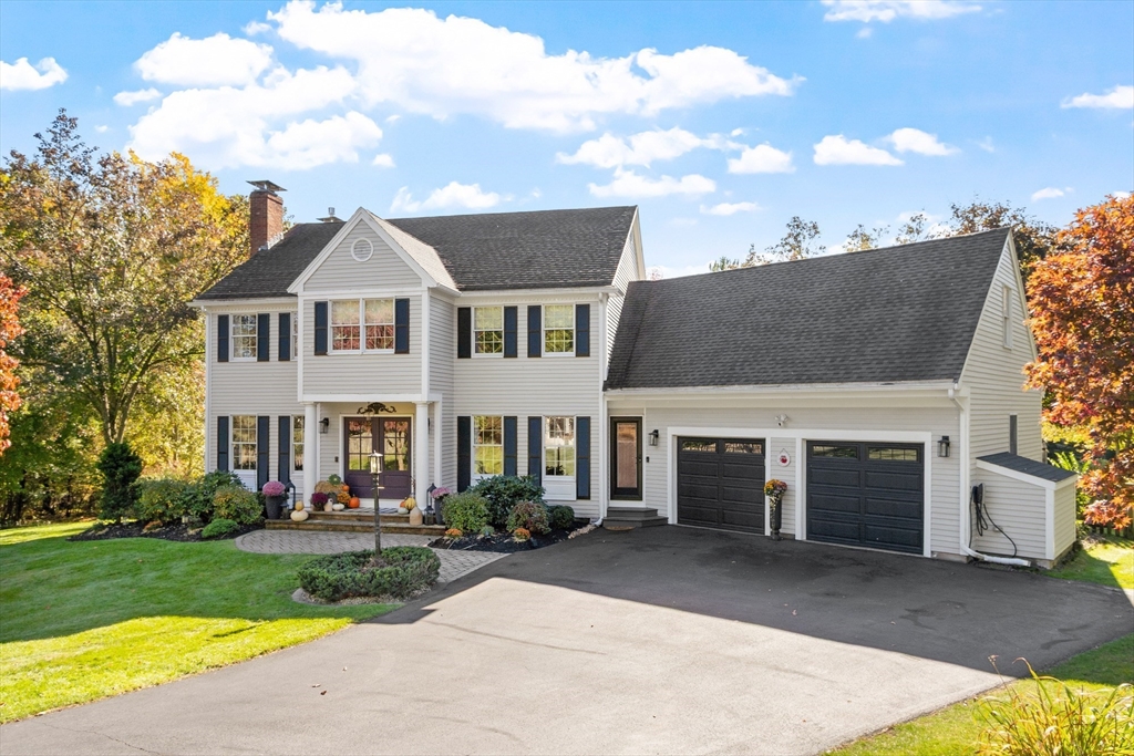 49 Spruce Road in North Reading