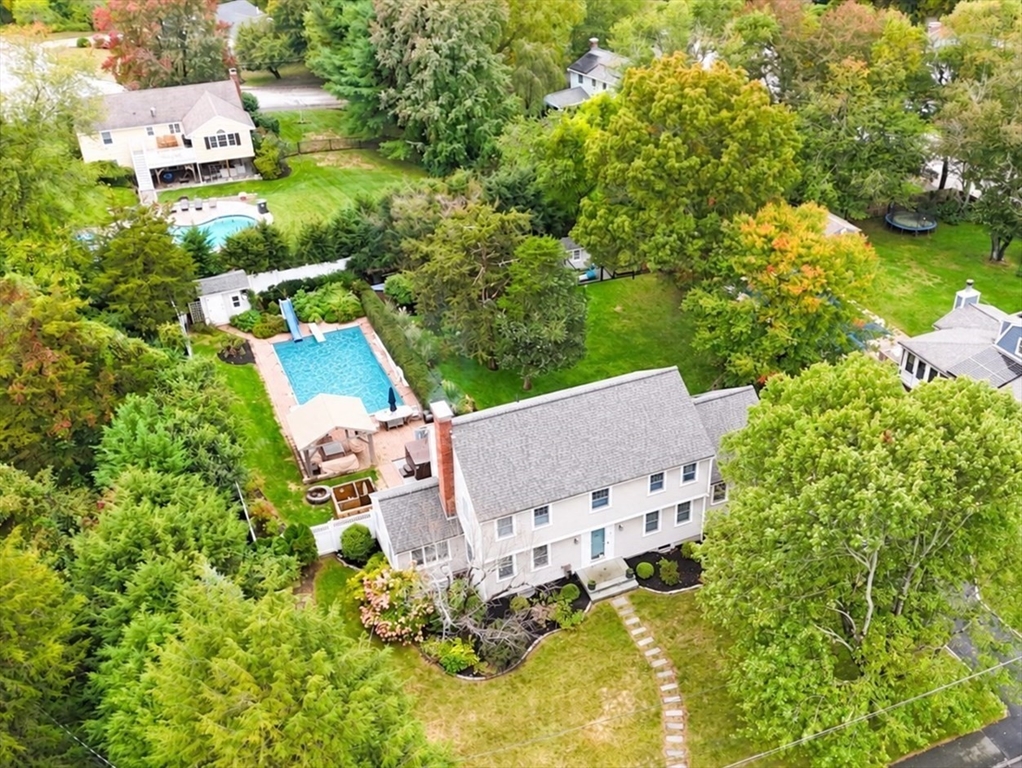 5 Juniper Lane in Medfield