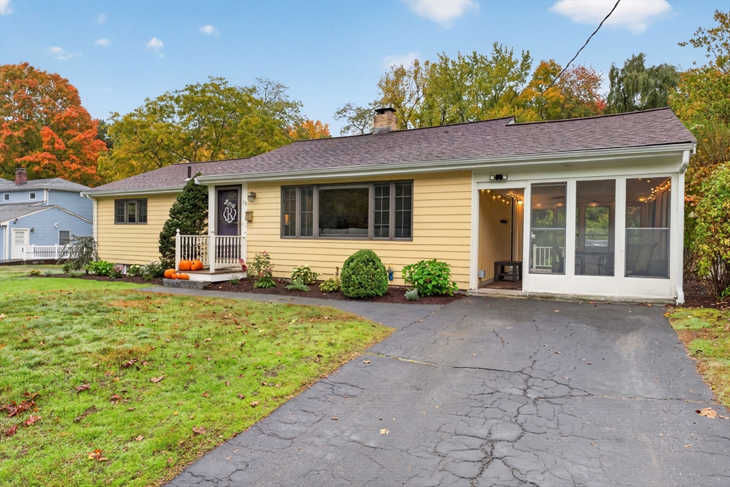 29 Hiram Rd in Framingham