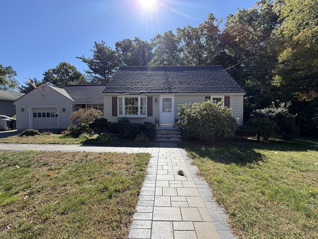 84 Nancy Ave in Dracut