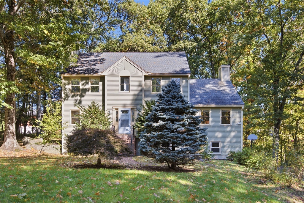 255 Haymeadow Rd in North Andover