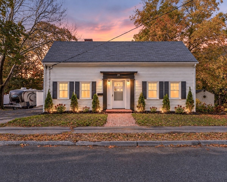 39 Forest St in Danvers