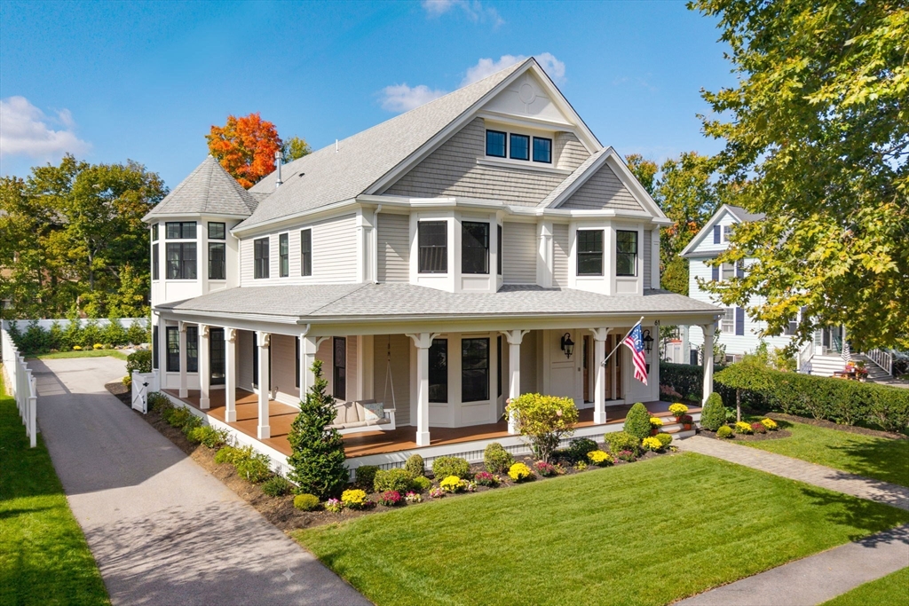 61 Warren St in Needham
