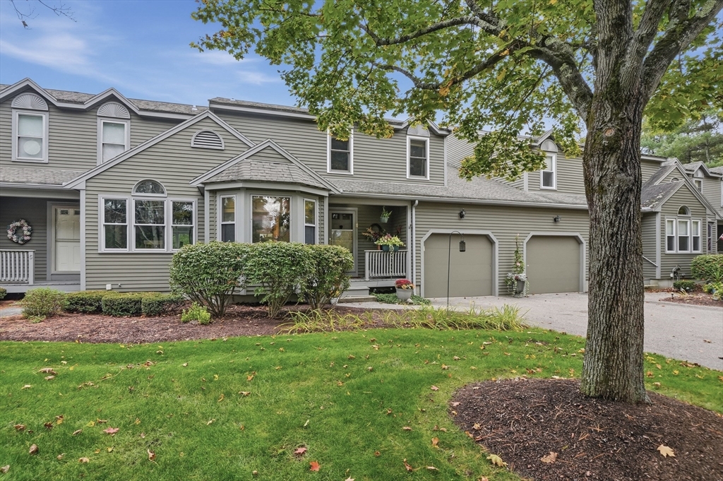 6 Spruce Pond Rd #6 in Franklin