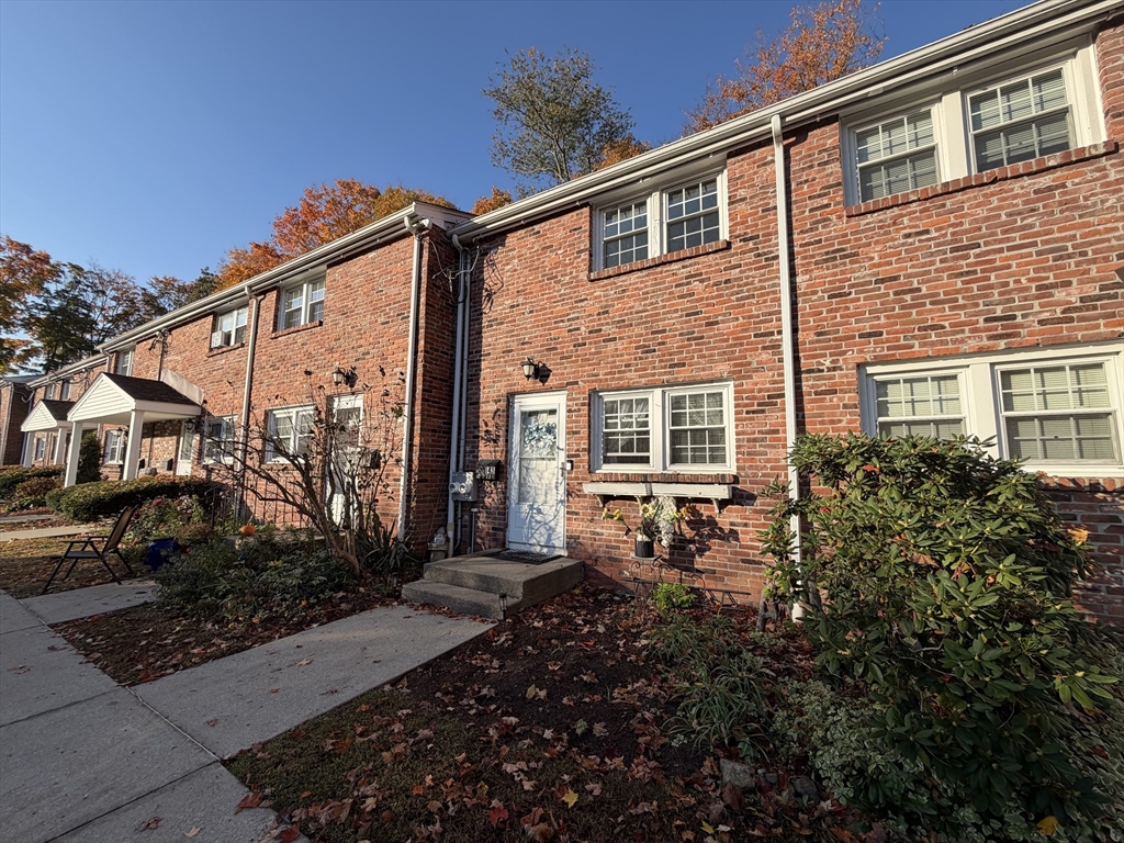 43 Regency Dr #43 in Holliston