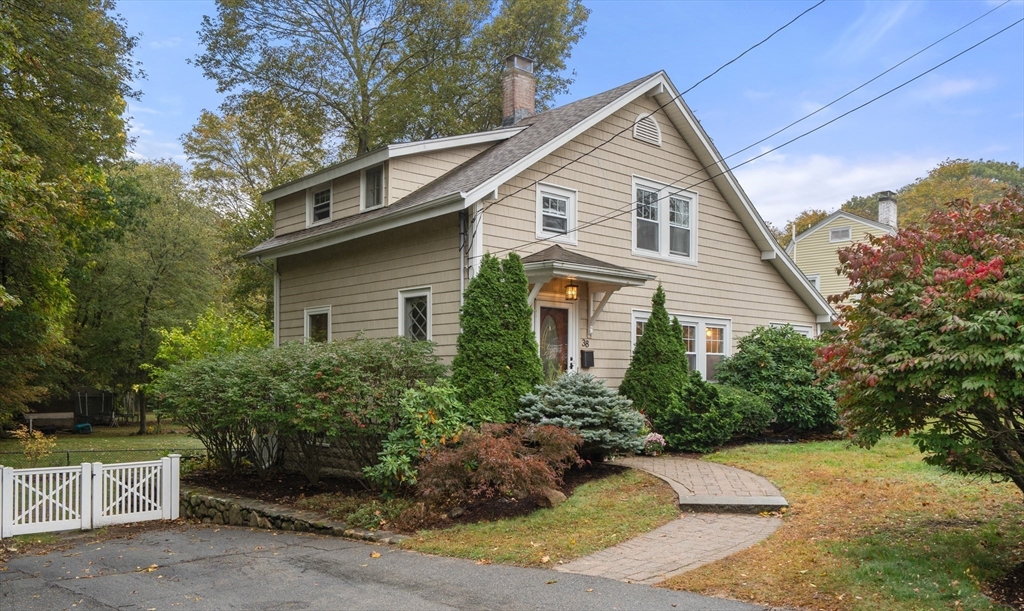 38 Lindenwood in Stoneham
