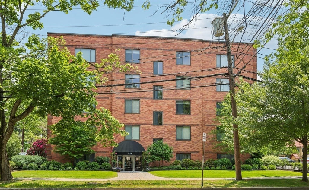 128 Pleasant St #303 in Arlington