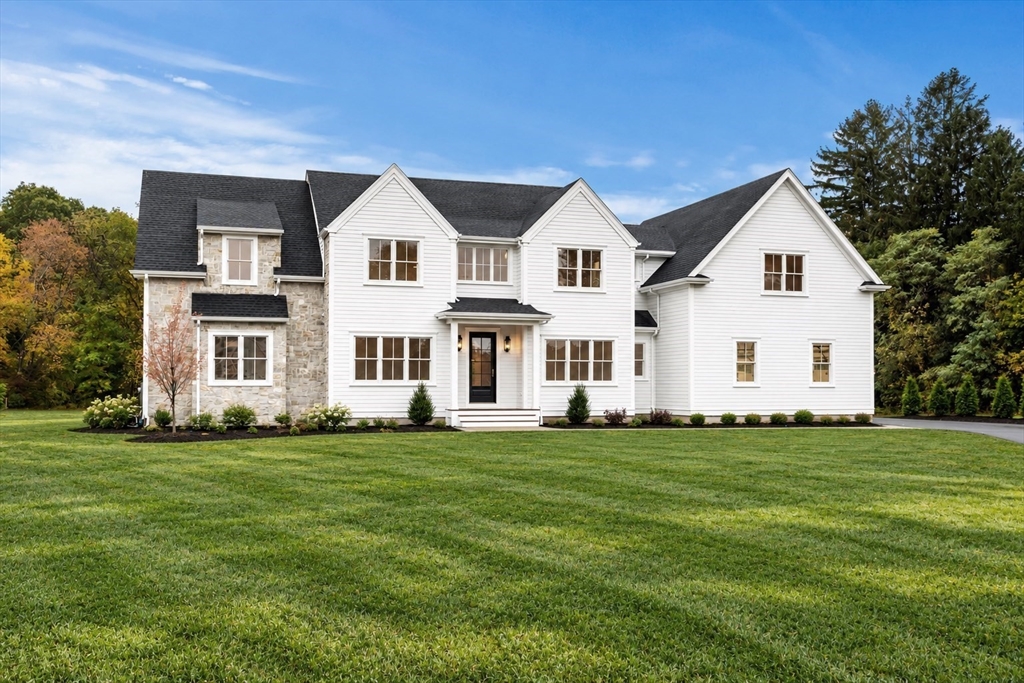 2 Cynthia Circle in Wenham