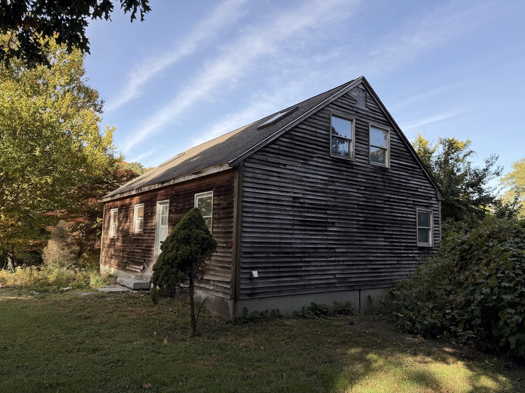 151 Ash St in Marlborough