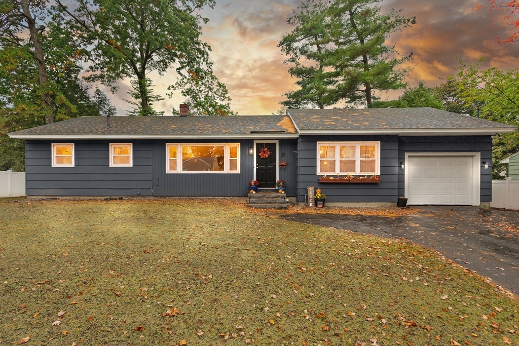 7 Moonbeam Ave. in Chelmsford