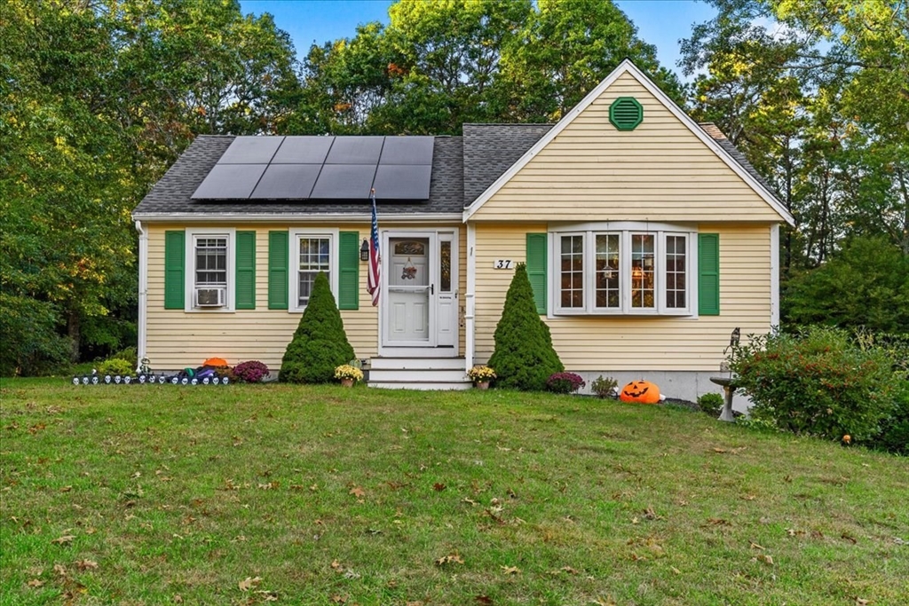 37 Donna Dr in Plymouth