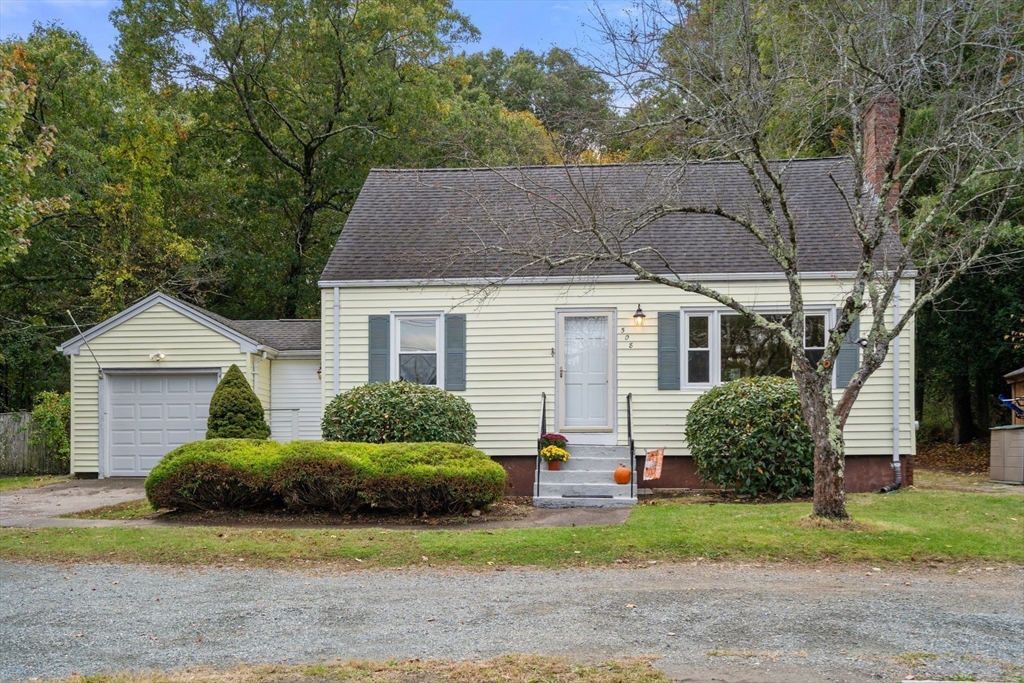 508 Oak St in Franklin
