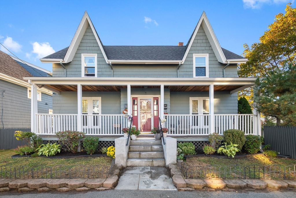 64 Pine St in Swampscott