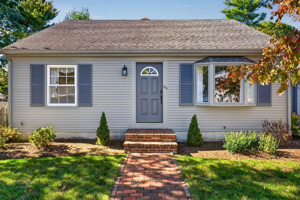 68 Harman Ave in Seekonk