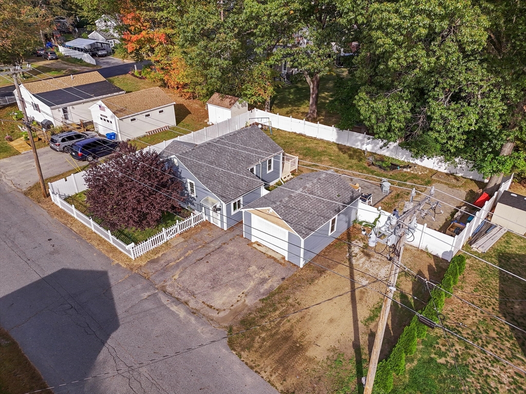 2 Burnside Lane in Merrimac