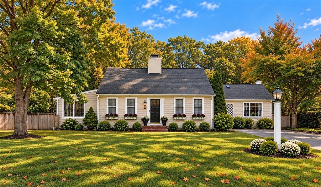42 Plain Rd in Wayland