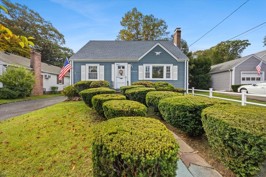 123 Taylor Avenue in Dedham