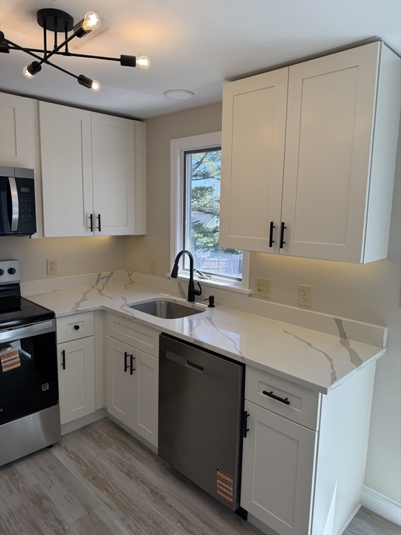 23 Victoria Heights Rd #23 in Hyde Park