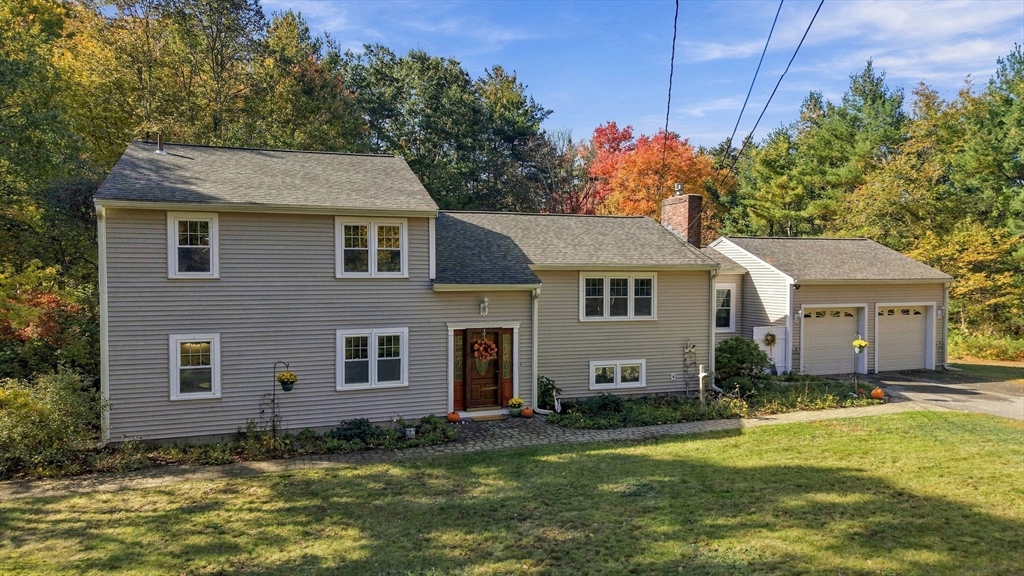 401 Longley Rd in Groton