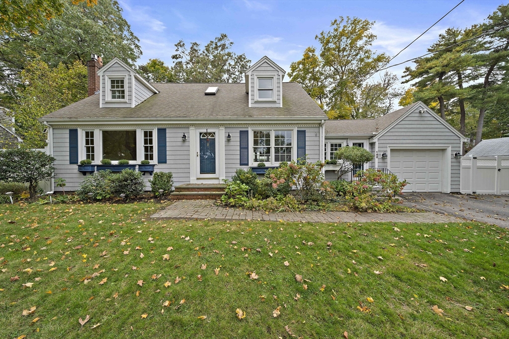 140 Mount Vernon Rd E in East Weymouth