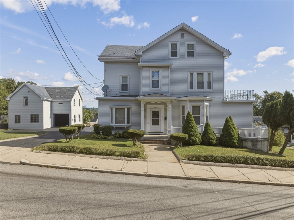 260 Metropolitan Ave in Roslindale
