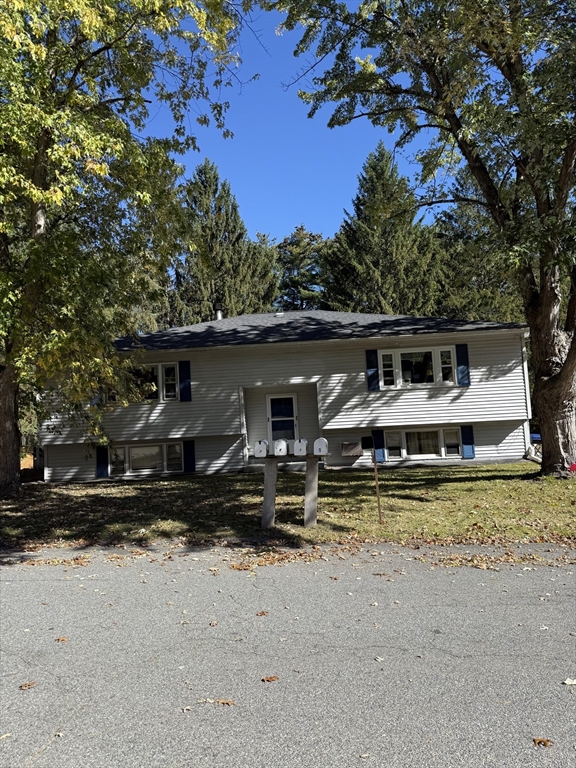 5 Patricia Drive #5 in Tyngsboro