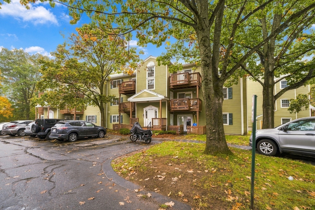 371 Aiken Ave #10 in Lowell
