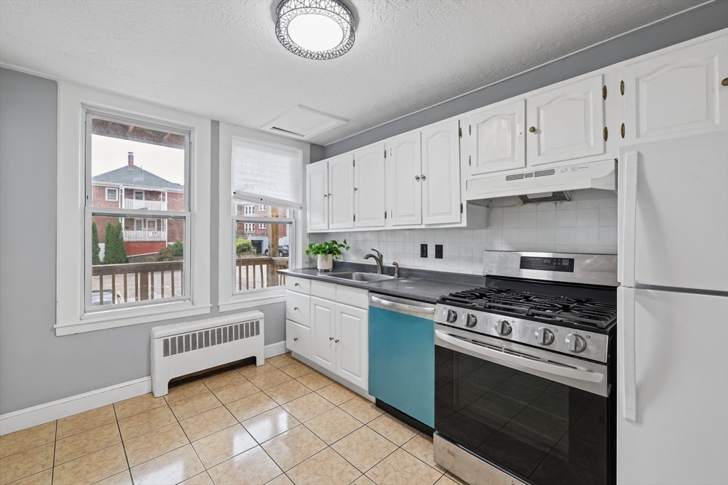 1726 Commonwealth Ave #4 in Brighton