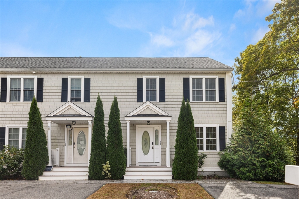 21 Clark St #21 in Abington