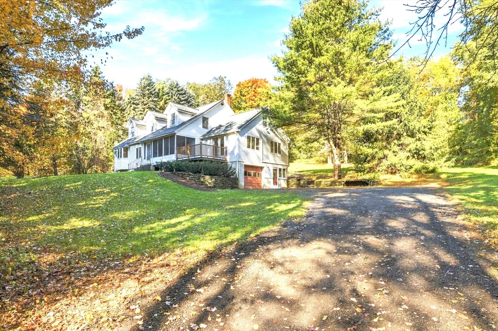 113 Kilburn St. in Lunenburg