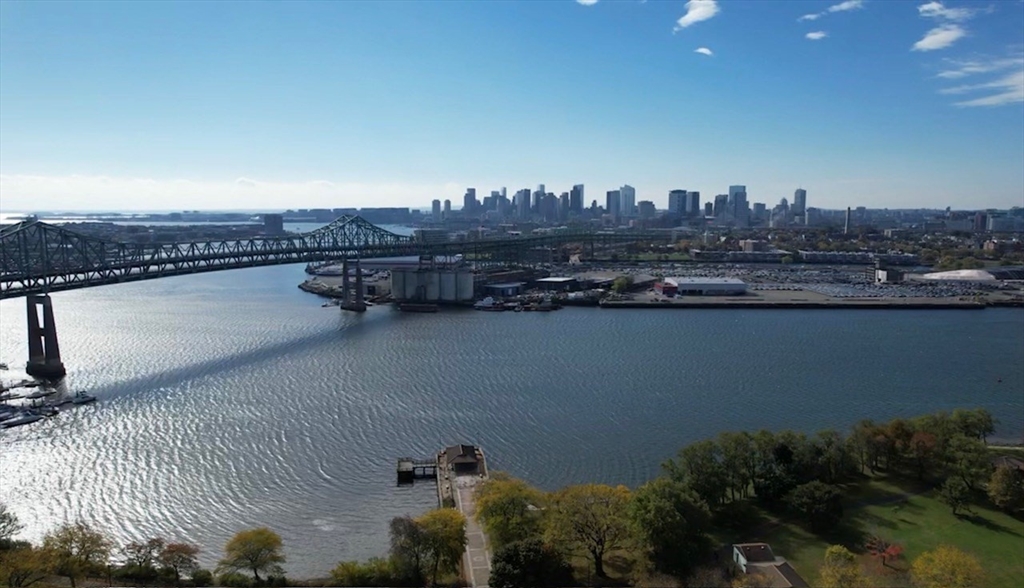 65 Boatswains Way #65 in Chelsea