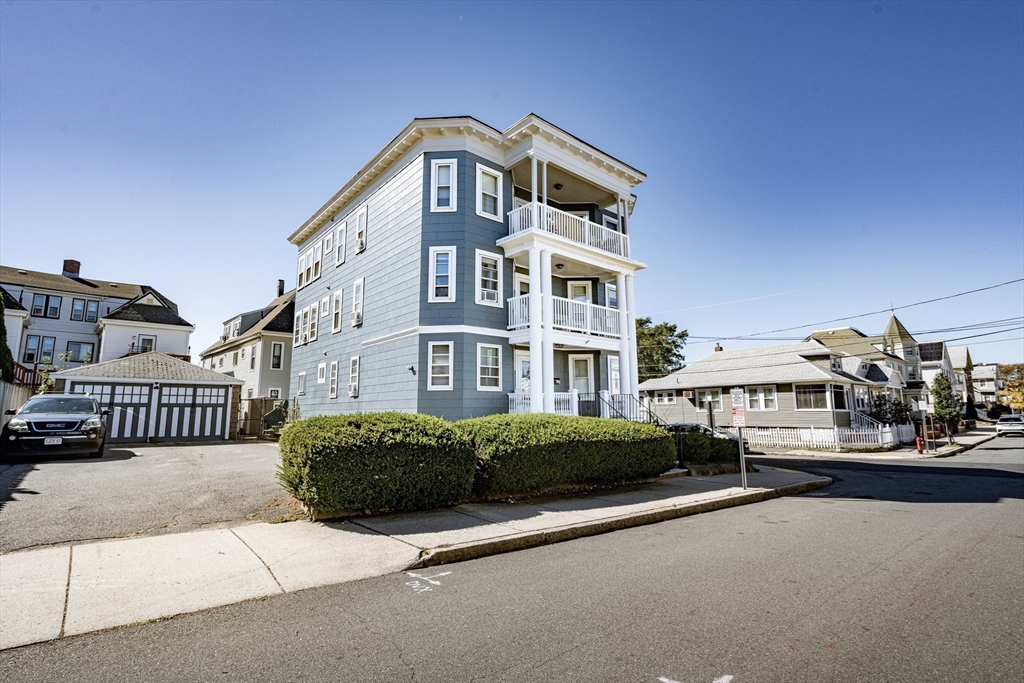 123 Crest Ave in Revere