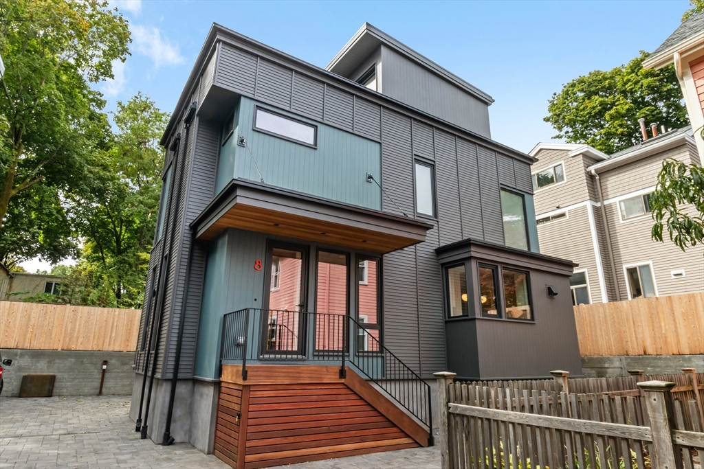 8 Holworthy Terrace #8 in Cambridge