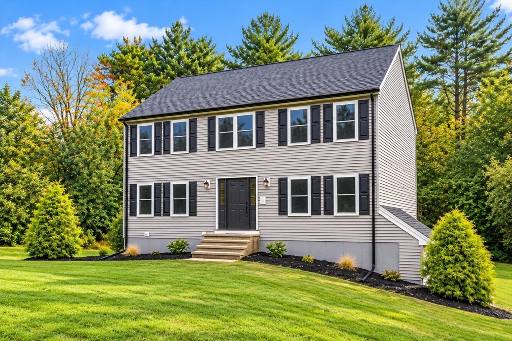 8 Reid St in Raynham