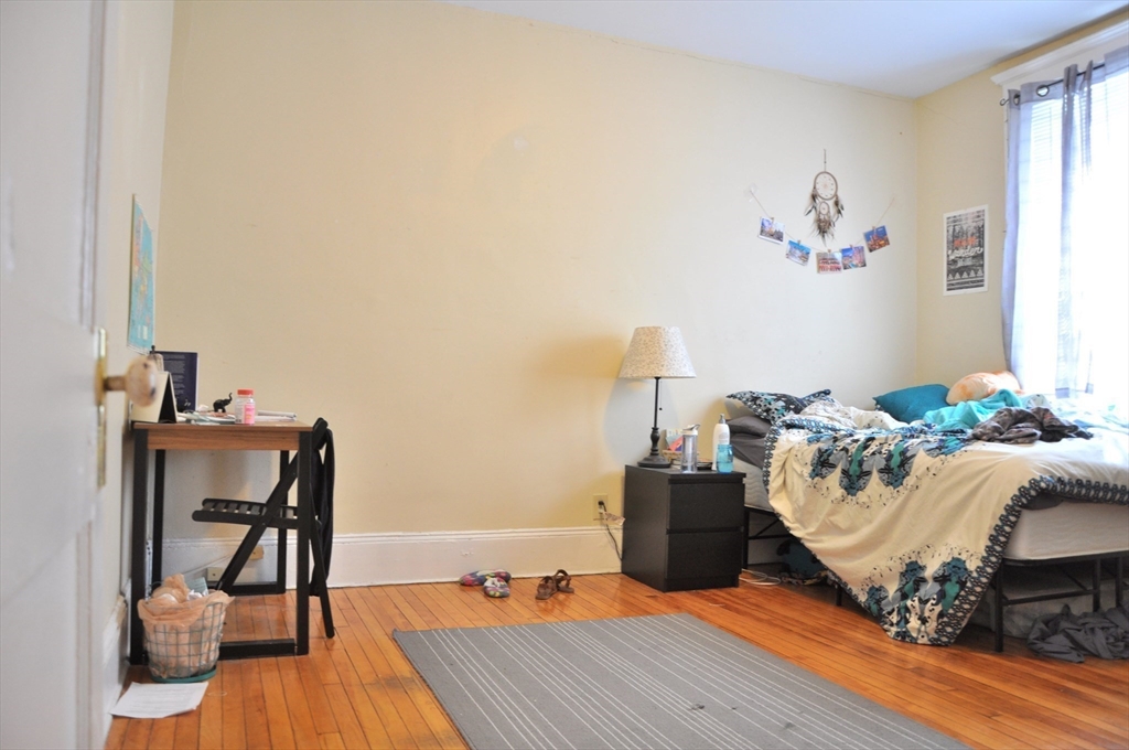 30 Glenville ave #1A in Allston