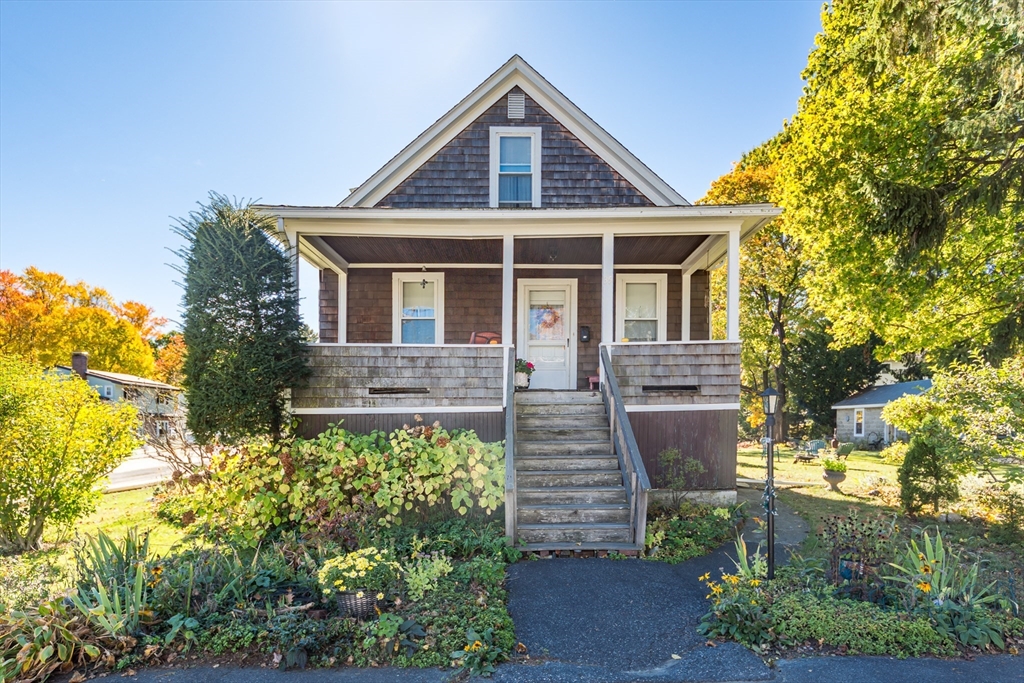 35 Guild Rd. in Framingham