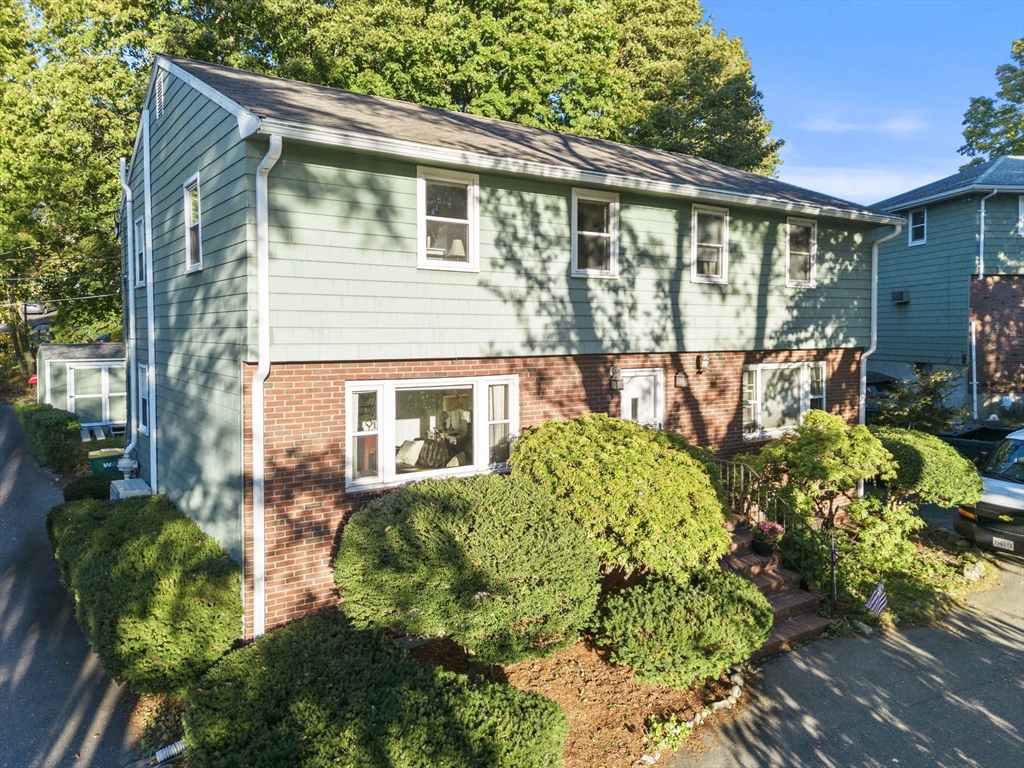 40 Buckman St #40 in Woburn