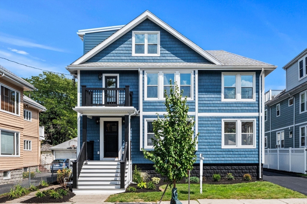 33 Pondview Road #33 in Arlington