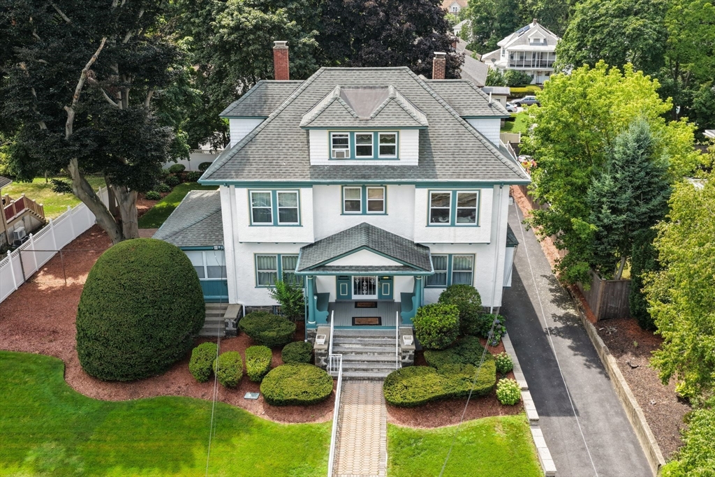 32 Sagamore Ave in Medford
