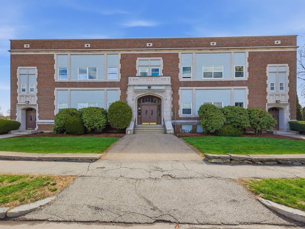 21 Middlesex Avenue #305 in Worcester
