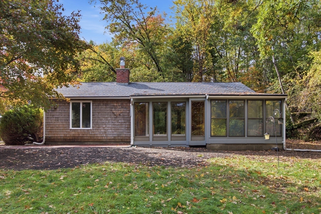 61 Washington St #1 in Groveland